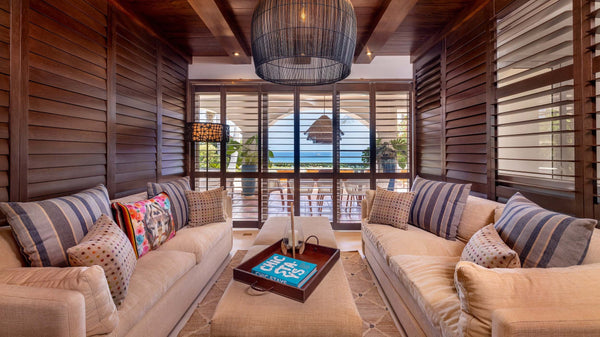 How to Style Decorative Pillows Like a Designer