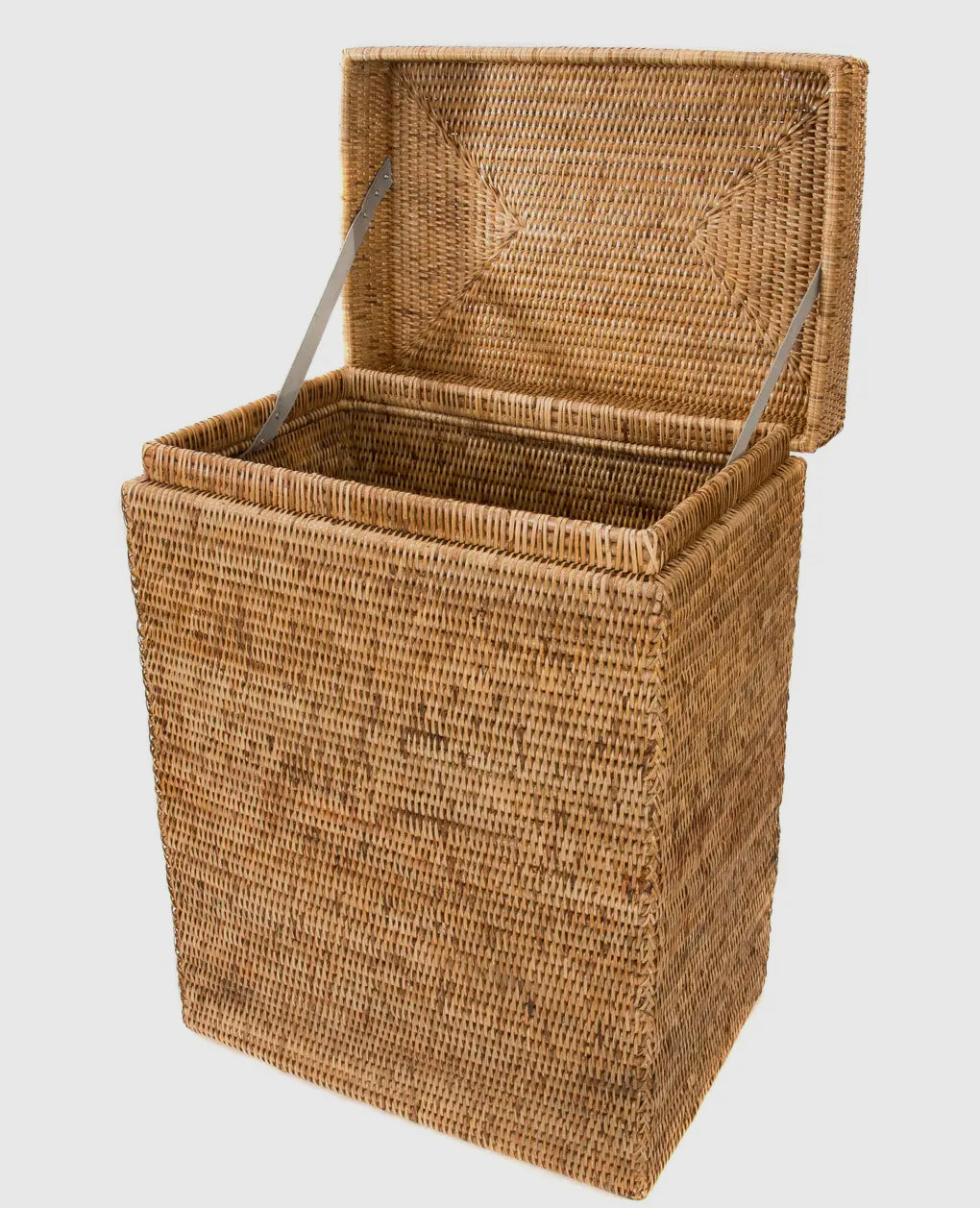 Rattan Hamper with hinged lid