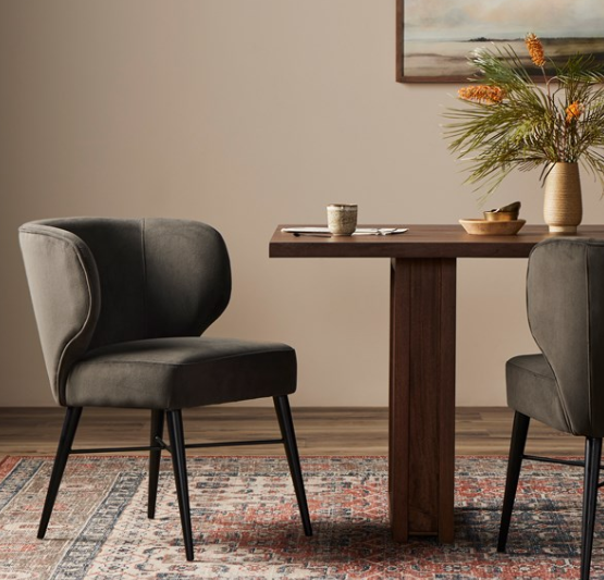 Low Curved Dining CHAIR