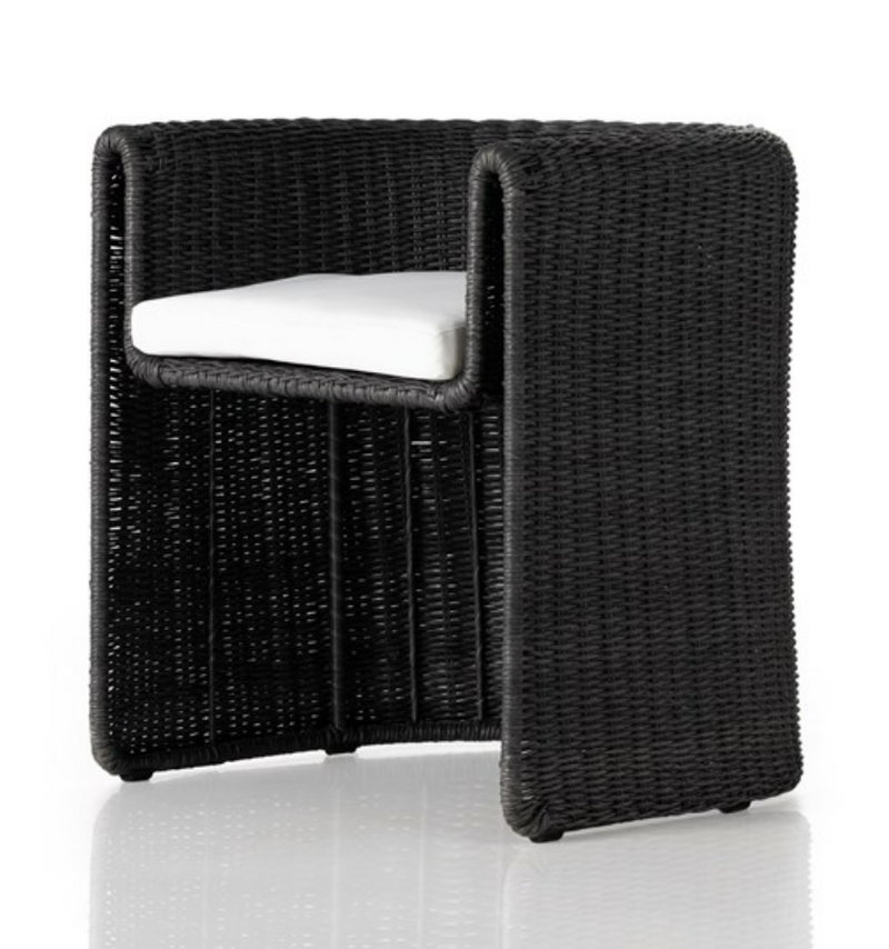 Curvy Outdoor Dining Chair